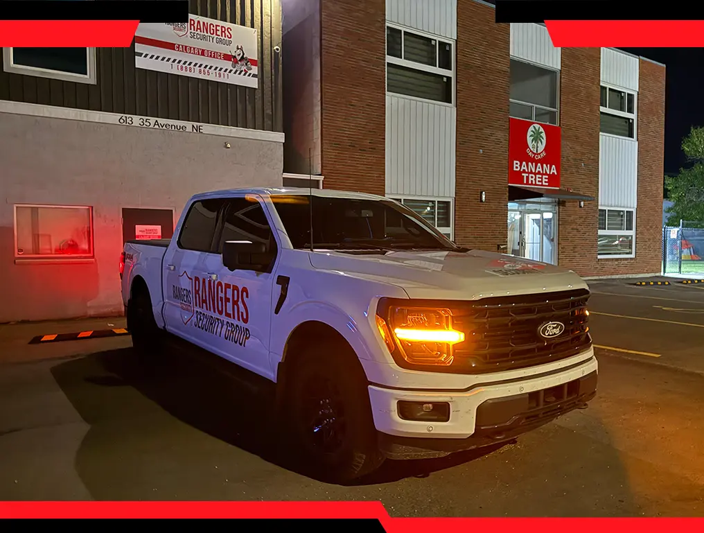 Mobile patrol security guard providing proactive on-site security services in Strathmore.