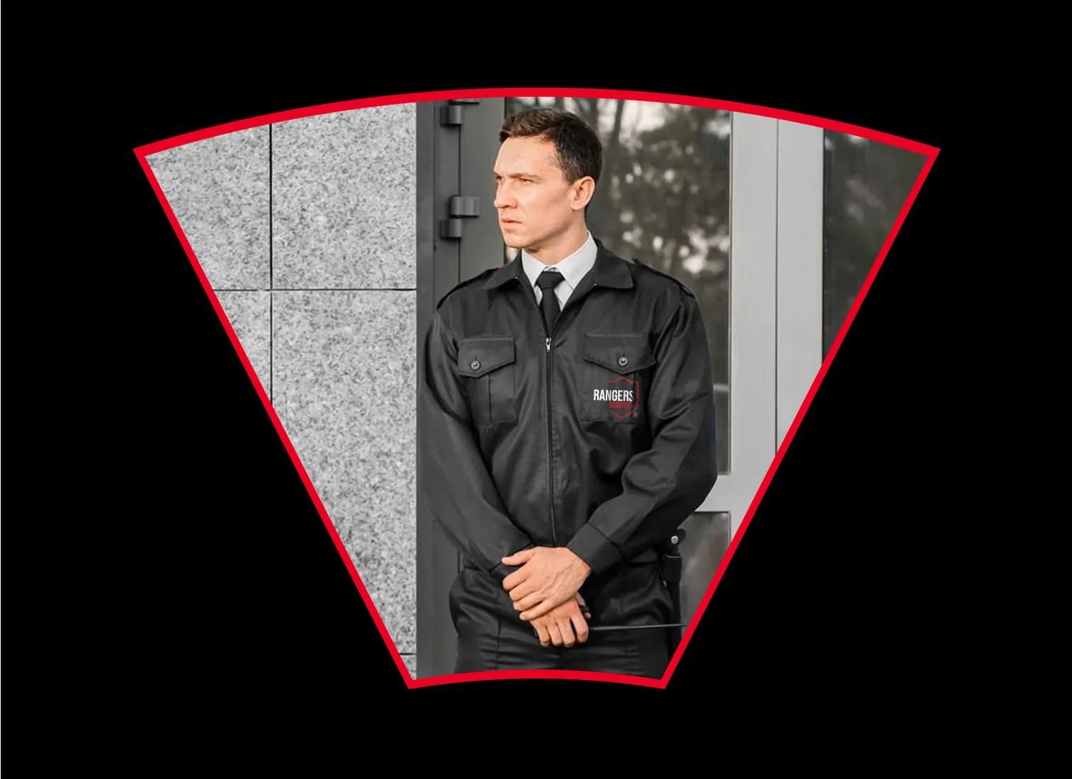 Rangers Security Group security specialist standing with confidence, ensuring trusted protection and peace of mind in Quebec.